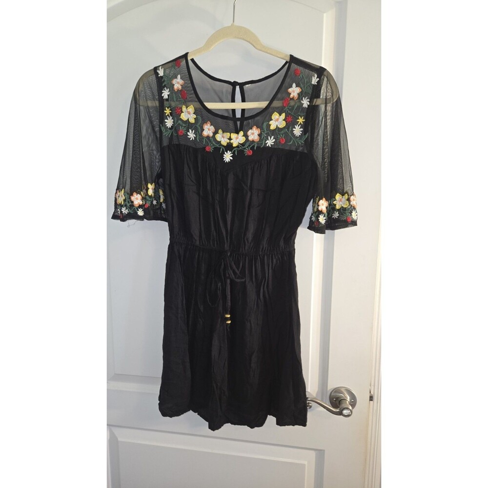 True Destiny Floral Embroidered Black Mini Dress size small